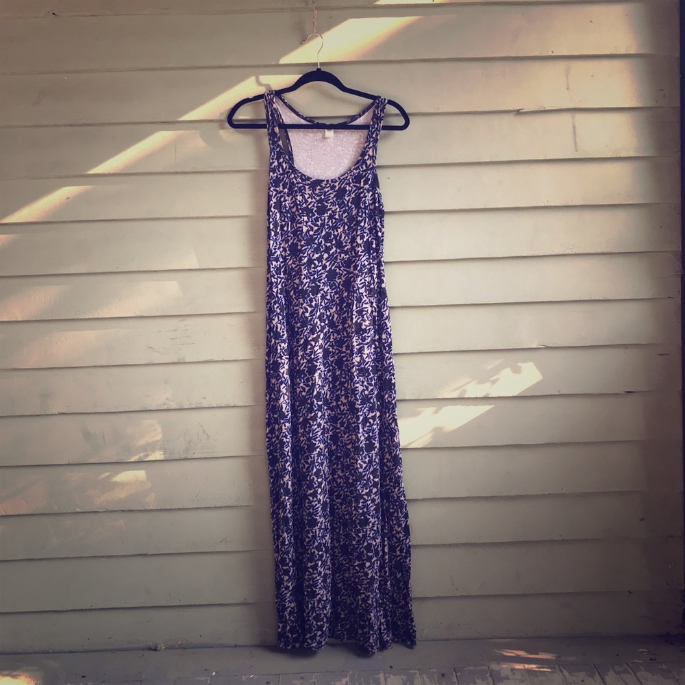 Patterned Old Navy midi/maxi dress